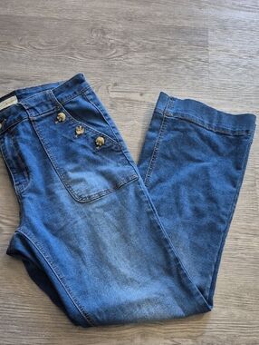 Women's Blue Denim Jeans with Button Accent